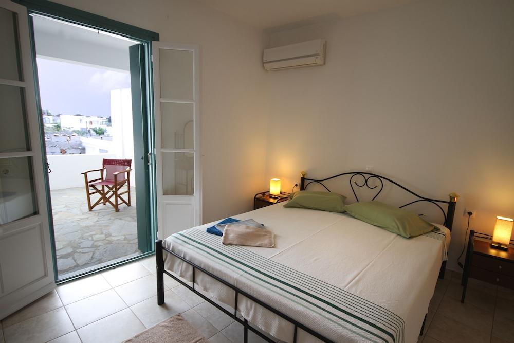 Zanart Maisonette Tripiti Luaran gambar